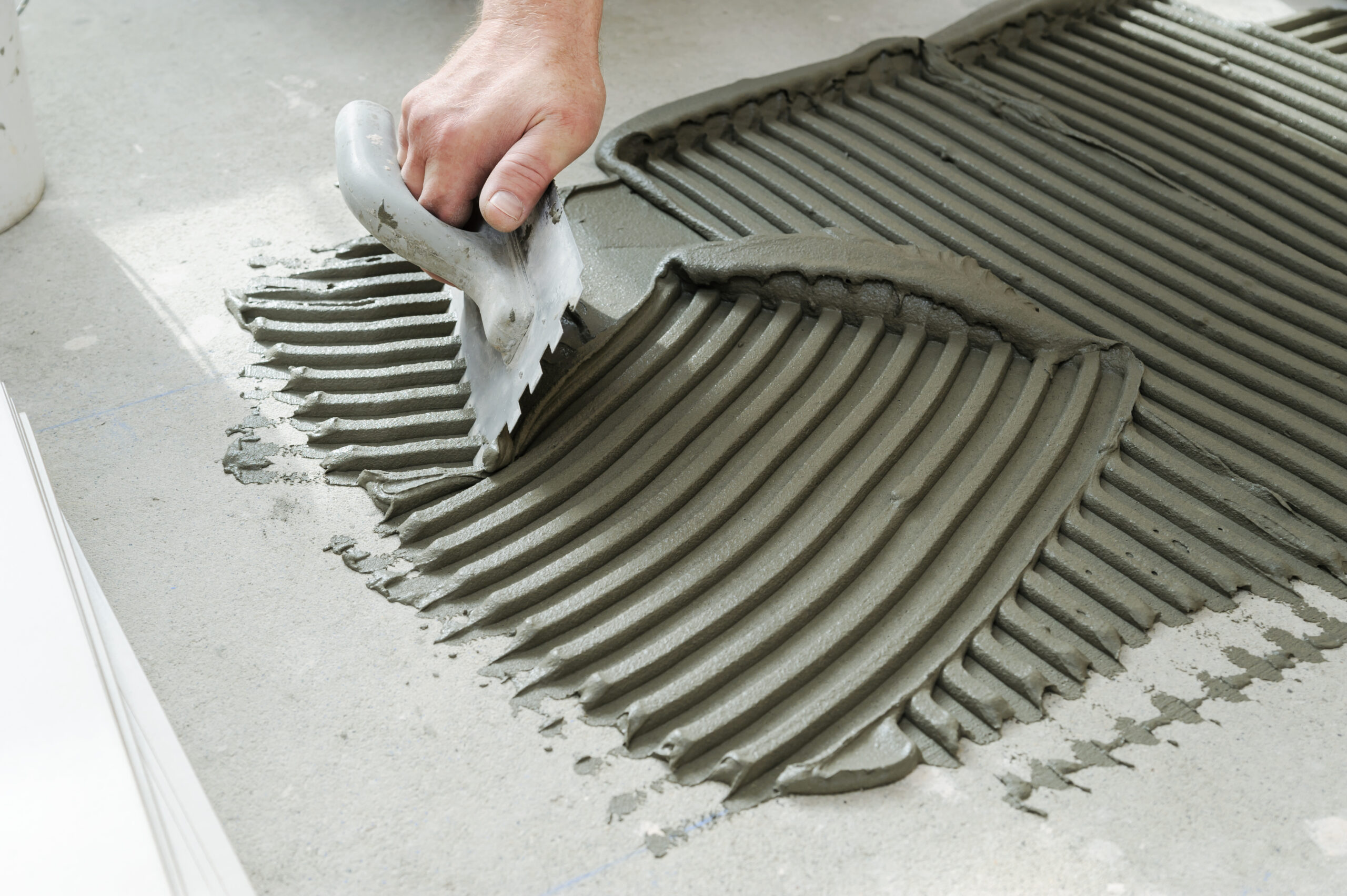 laying-ceramic-tiles